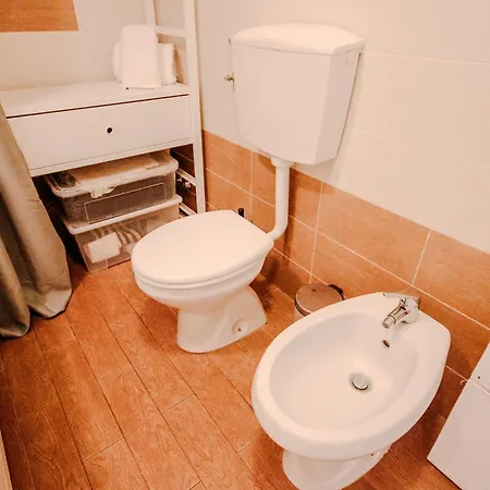 Novella Golden Loft Apartment